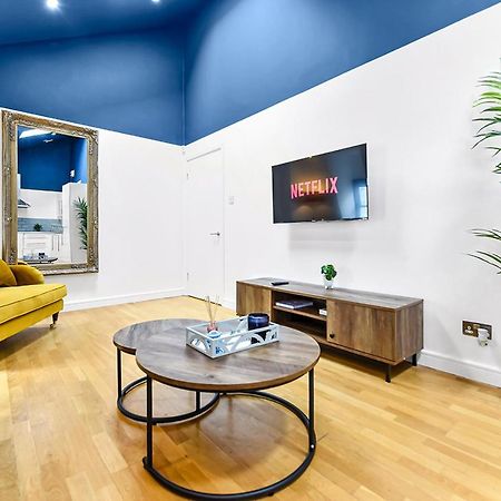 Spacious Contemporary 2 Bed Flat, Central Londen Buitenkant foto