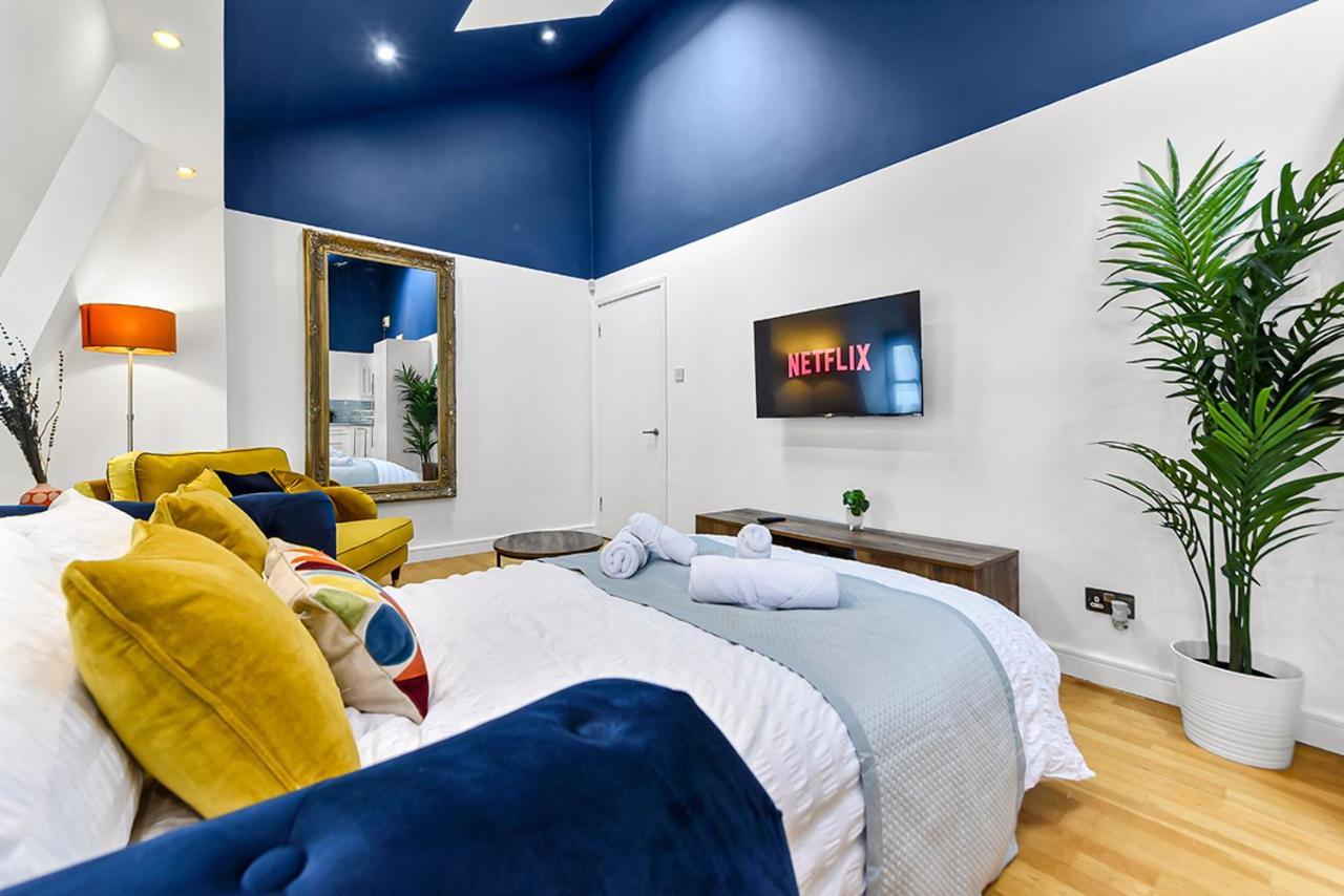 Spacious Contemporary 2 Bed Flat, Central Londen Buitenkant foto