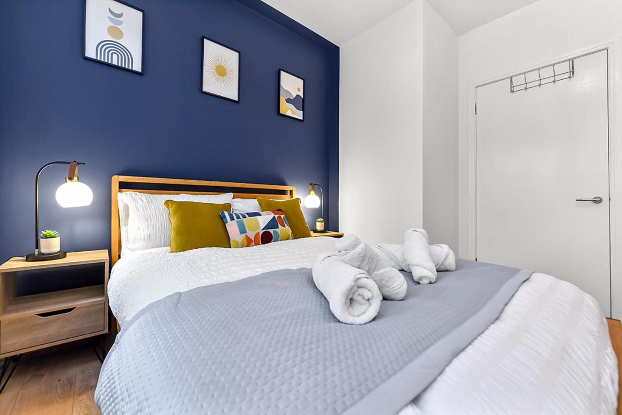 Spacious Contemporary 2 Bed Flat, Central Londen Buitenkant foto