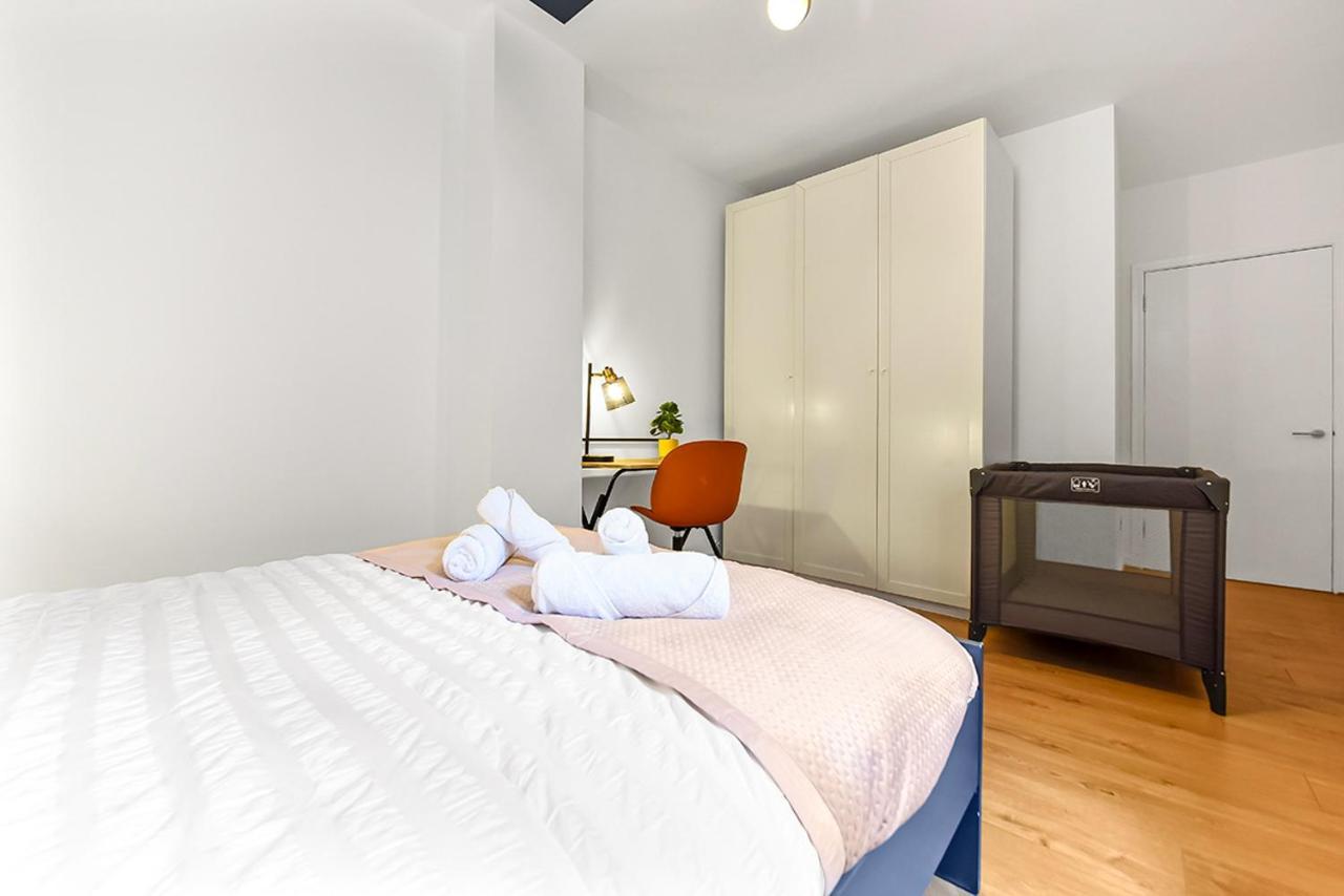 Spacious Contemporary 2 Bed Flat, Central Londen Buitenkant foto